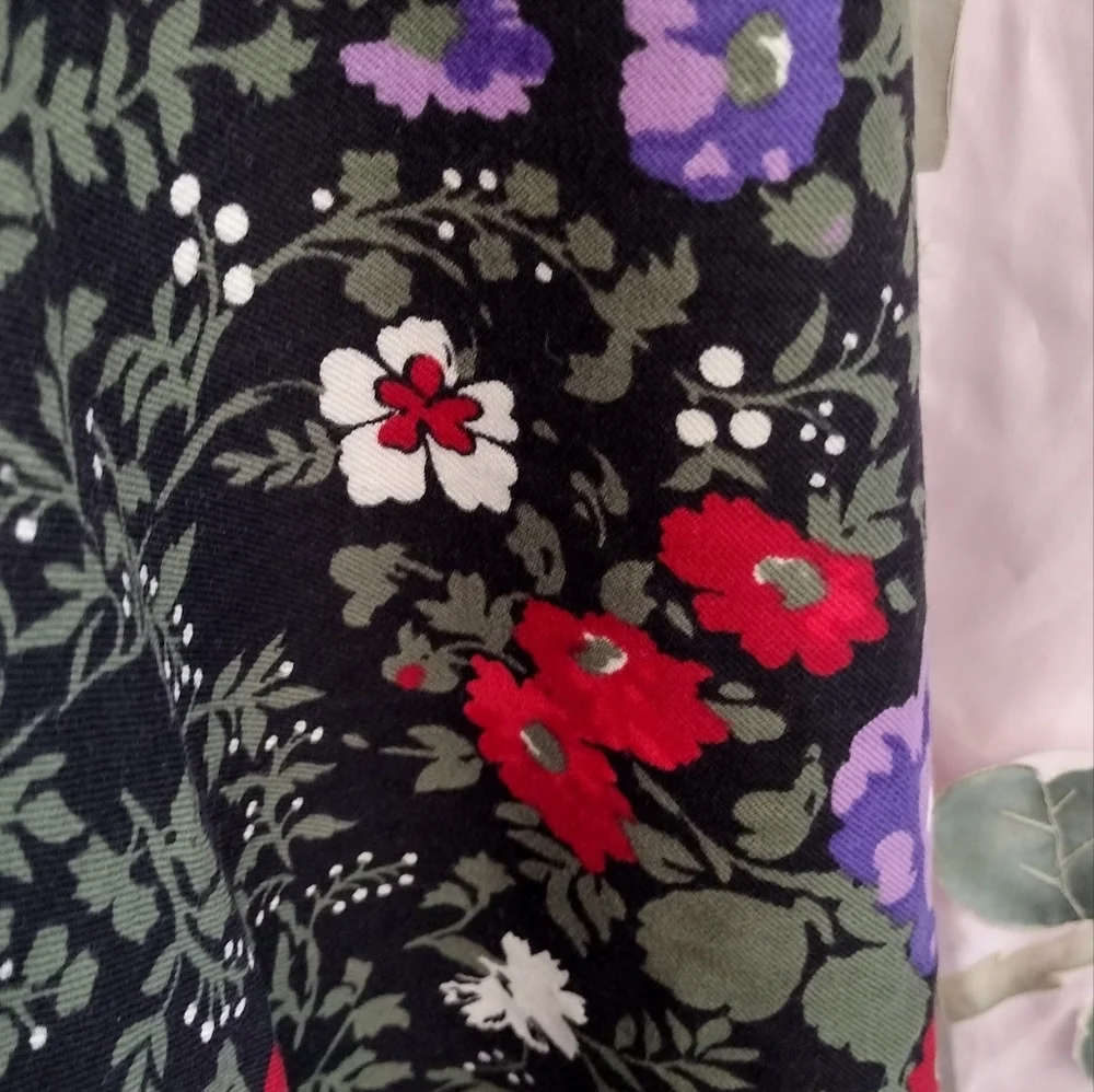 Gibi Roma beutiful floral